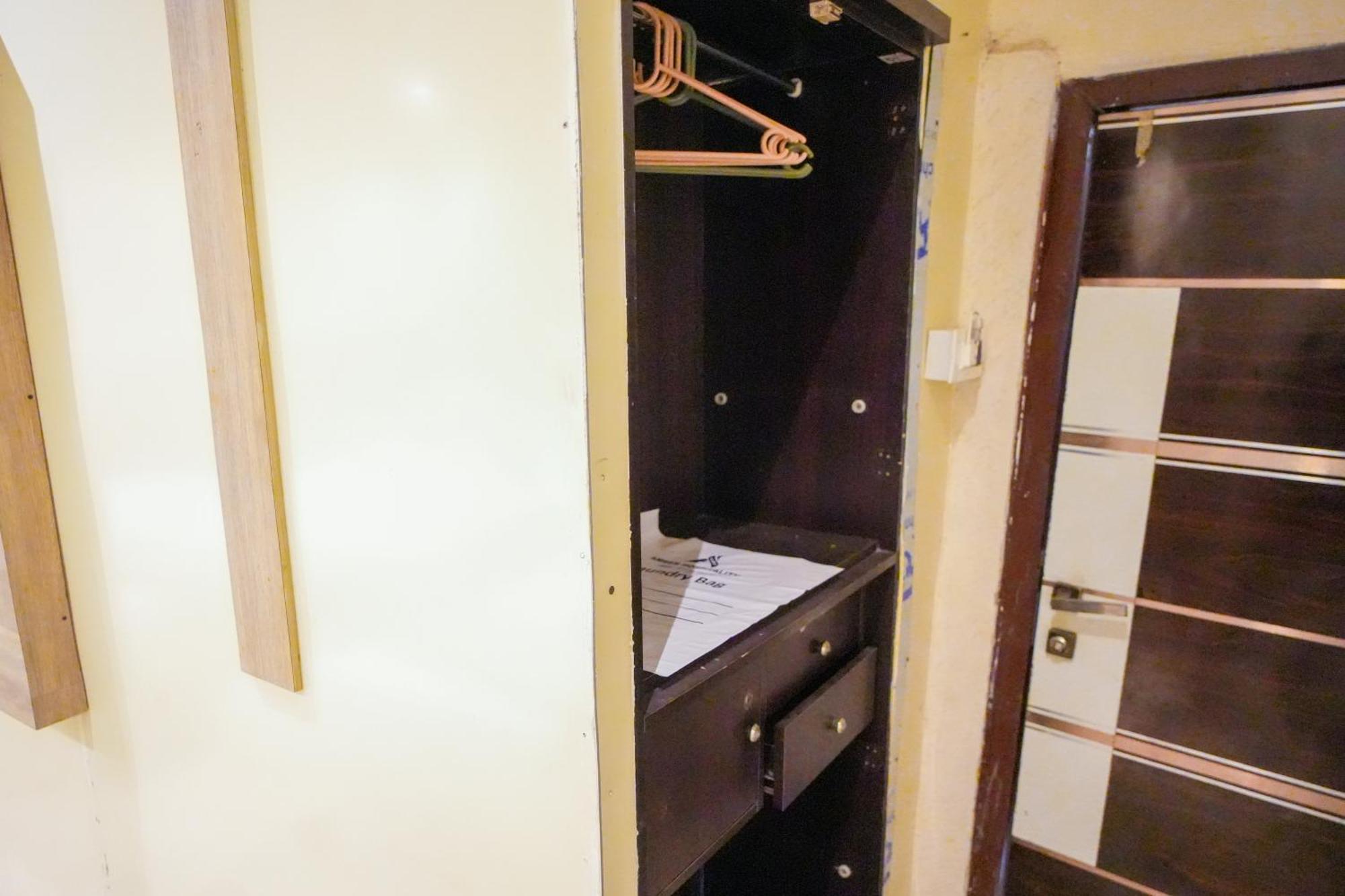 Hotel Skylink Hospitality Mahalaxmi Bombaj Zewnętrze zdjęcie